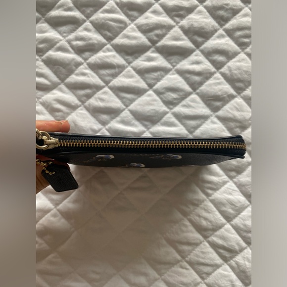 Coach Floral Wristlet - Picture 4 of 6